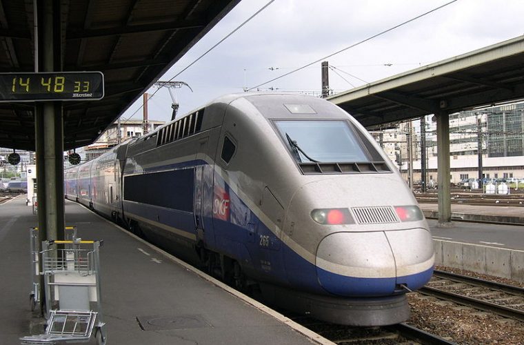 Tren de Lyon